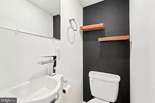 2513 S Clarion St, Philadelphia, PA 19148 - Photo 8