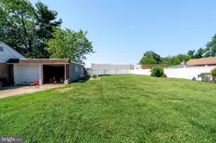2224 Faunce St, Philadelphia, PA 19152 - Photo 32