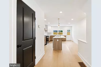 1110 Pierce Street, Philadelphia, PA 19148 - Photo 10