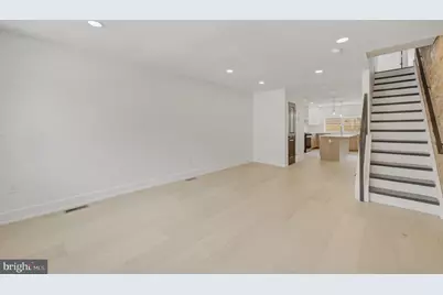 1110 Pierce Street, Philadelphia, PA 19148 - Photo 4