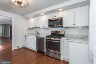 8606 Bridle Rd, Philadelphia, PA 19115 - Photo 12