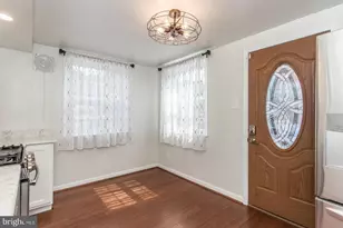 8606 Bridle Rd, Philadelphia, PA 19115 - Photo 10