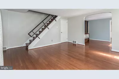 8606 Bridle Road, Philadelphia, PA 19115 - Photo 4