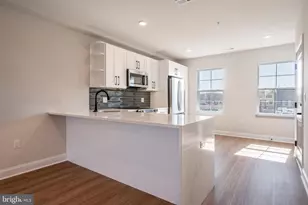 4015 Marilyn Dr, Philadelphia, PA 19131 - Photo 2