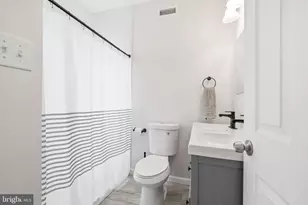 1939 Watkins St, Philadelphia, PA 19145 - Photo 16