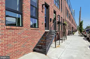 652 N 13th St, Philadelphia, PA 19123 - Photo 4