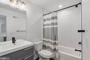 652 N 13th St, Philadelphia, PA 19123 - Photo 34