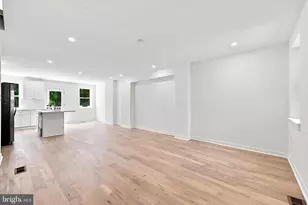 258 Rochelle Ave, Philadelphia, PA 19128 - Photo 6