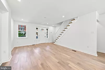 258 Rochelle Avenue, Philadelphia, PA 19128 - Photo 4