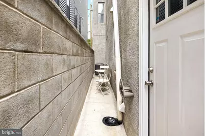 1023 S 25th Street, Philadelphia, PA 19146 - Photo 30