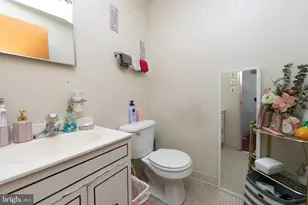 922 S 18th St, Philadelphia, PA 19146 - Photo 12