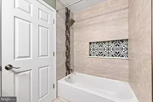 519 Dudley St, Philadelphia, PA 19148 - Photo 22