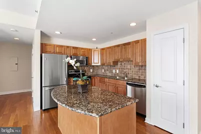 901 N Penn Street #P807, Philadelphia, PA 19123 - Photo 6