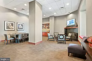901 N Penn St, Philadelphia, PA 19123 - Photo 2