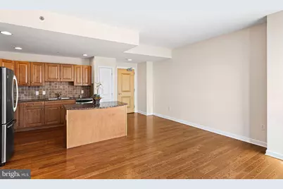 901 N Penn Street #P807, Philadelphia, PA 19123 - Photo 8