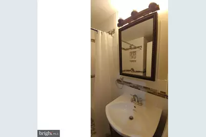 1324 Locust Street #923, Philadelphia, PA 19107 - Photo 20