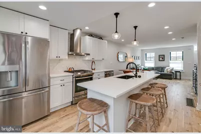 746 S Harshaw Street, Philadelphia, PA 19146 - Photo 8