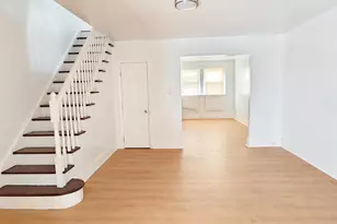 2653 S Daggett St, Philadelphia, PA 19142 - Photo 2