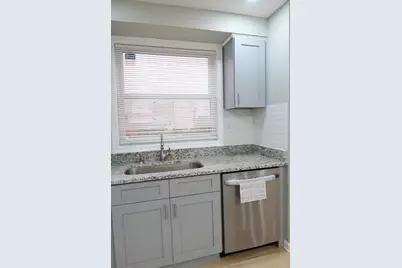 10938 Modena Place, Philadelphia, PA 19154 - Photo 4