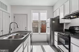 739 S 13th St, Philadelphia, PA 19147 - Photo 10