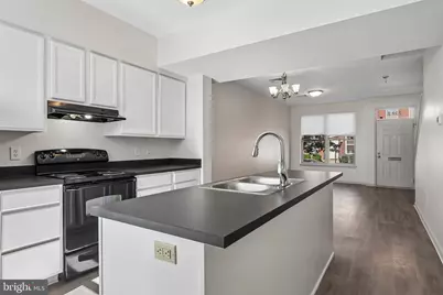 739 S 13th Street #B, Philadelphia, PA 19147 - Photo 8