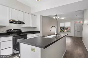 739 S 13th St, Philadelphia, PA 19147 - Photo 8