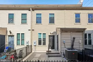 739 S 13th St, Philadelphia, PA 19147 - Photo 26