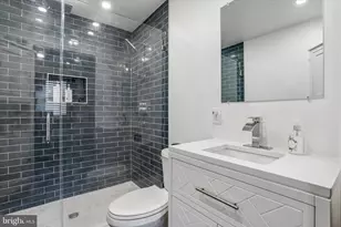 145 Dudley St, Philadelphia, PA 19148 - Photo 18