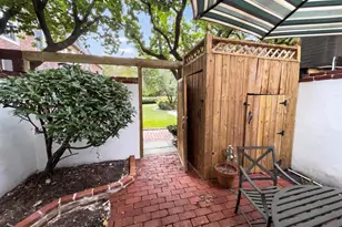 216 Pine St, Philadelphia, PA 19106 - Photo 4