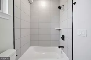 1826 S 22nd St, Philadelphia, PA 19145 - Photo 18