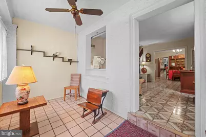 31 E Gravers Lane, Philadelphia, PA 19118 - Photo 4