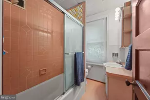 31 E Gravers Ln, Philadelphia, PA 19118 - Photo 26