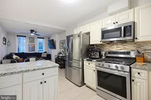 715 Emily St, Philadelphia, PA 19148 - Photo 12