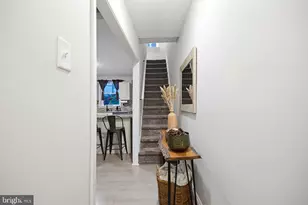 715 Emily St, Philadelphia, PA 19148 - Photo 4