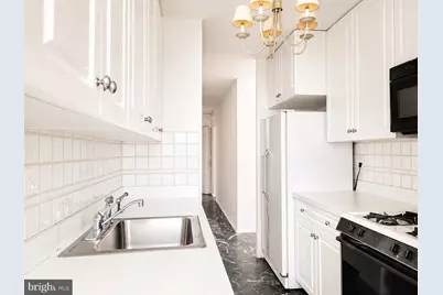 200 Locust Street #30GN, Philadelphia, PA 19106 - Photo 8