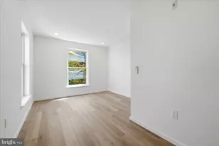 627 N 16th St, Philadelphia, PA 19130 - Photo 10