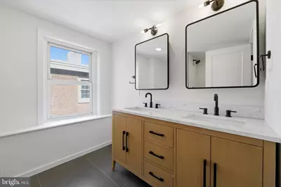 627 N 16th Street #302, Philadelphia, PA 19130 - Photo 8