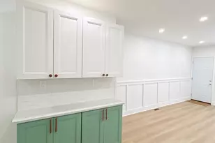 2619 Titan St, Philadelphia, PA 19146 - Photo 6