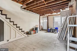 1752 N Lecount St, Philadelphia, PA 19121 - Photo 4