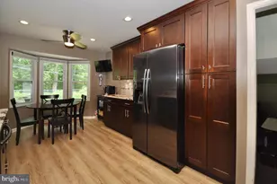 1020 Norvelt Dr, Philadelphia, PA 19115 - Photo 16