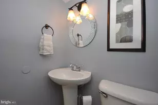 1020 Norvelt Dr, Philadelphia, PA 19115 - Photo 22