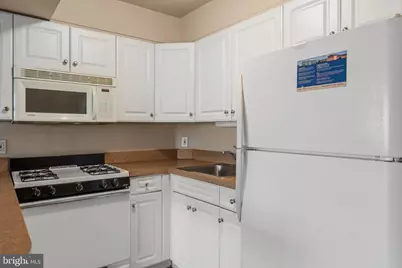 2401 Pennsylvania Avenue #12C52, Philadelphia, PA 19130 - Photo 16
