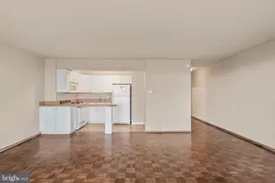 2401 Pennsylvania Ave, Philadelphia, PA 19130 - Photo 14