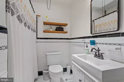 44 E Abington Avenue, Philadelphia, PA 19118 - Photo 16