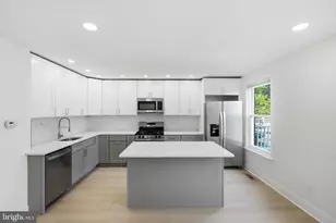 223 Parkdale Rd, Philadelphia, PA 19154 - Photo 8