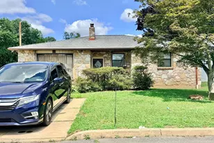 9612 Hilspach St, Philadelphia, PA 19115 - Photo 2