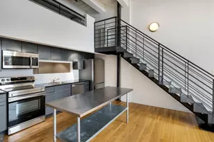 1027 Arch St, Philadelphia, PA 19107 - Photo 2