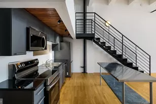 1027 Arch St, Philadelphia, PA 19107 - Photo 10