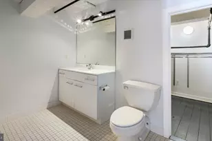 1027 Arch St, Philadelphia, PA 19107 - Photo 14