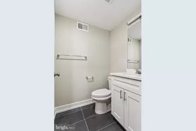 1407 N 8th Street #B2, Philadelphia, PA 19122 - Photo 12